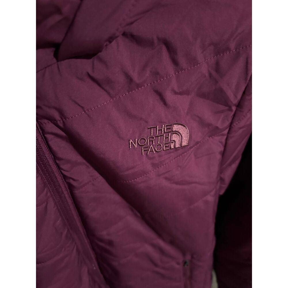 NEW SZ M - Woman's North Face Puffer Coat, Plum - Picture 3 of 4